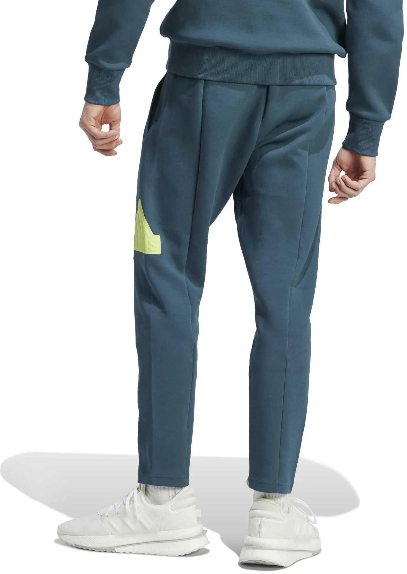 Men's Future Icons Badge of Sport Pants